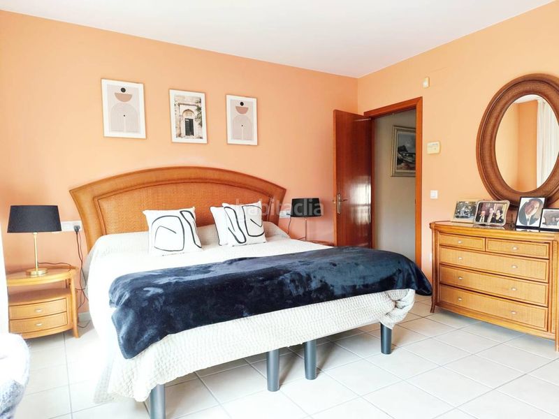 Foto 573d568e-c68f-4a00-9b62-b3554f89f5aa. Casa amb calefacció aparcament piscina a Muga - Gran Reserva - Badia Empuriabrava