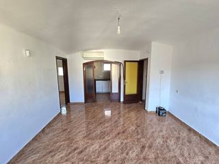 Pis a Centre. Piso en venta en salt