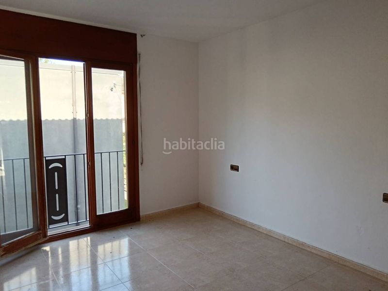 Foto 0b717cfb-d57b-408c-b0cc-e39e37860d27. Casa amb calefacció aparcament a Olot