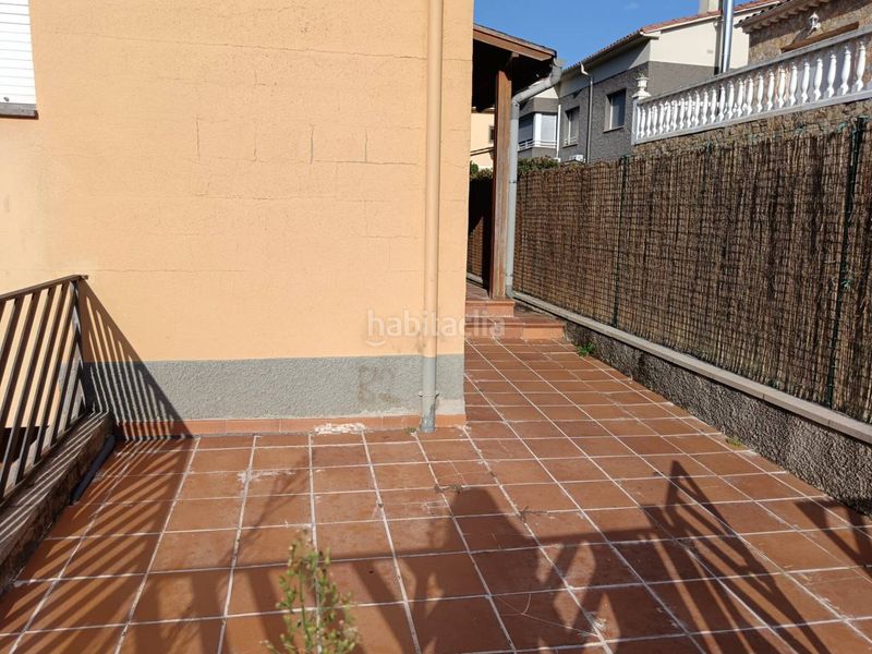 Foto 4b8b3986-15d0-484b-af94-a821bb29133d. Casa amb calefacció aparcament a Olot