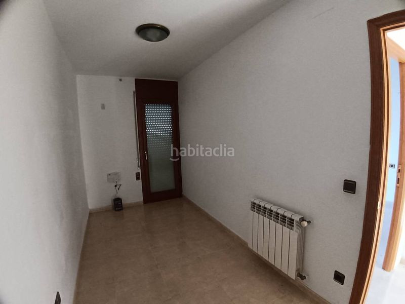Foto 4d9d1a7e-ce25-4a1e-8439-8dde4698a478. Casa amb calefacció aparcament a Olot