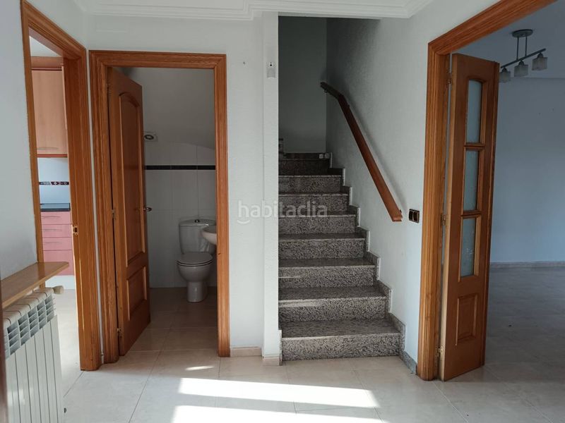 Foto 7806db13-b5e9-4007-abb6-cff27dd62366. Casa amb calefacció aparcament a Olot