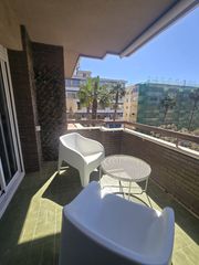 Rent Flat in Carrer de les sínies 2. Piso recién reformado. para todo el año. c/ sínies número 2 salo