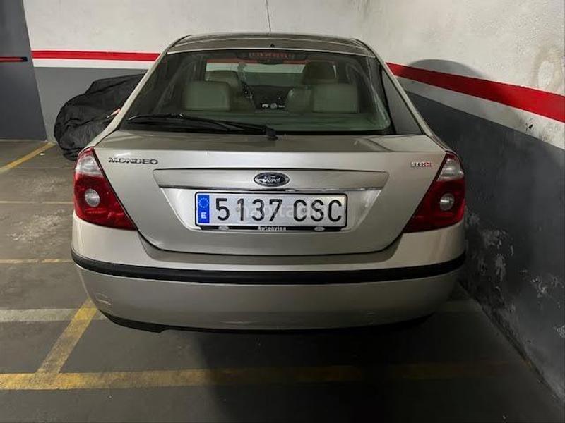 Foto d8ca36fe-c6ee-4987-b914-c664344abc8d. Parking coche parking muy práctico en el centro de Poblenou! en Barcelona
