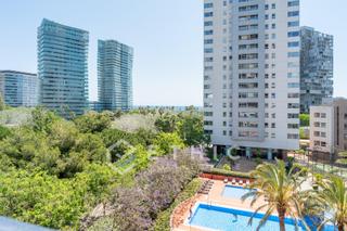 Pis  Carrer selva de mar