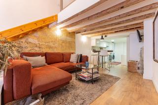 Business premise  Carrer roig. Increible oportunidad de local reformado en ciutat vella!!