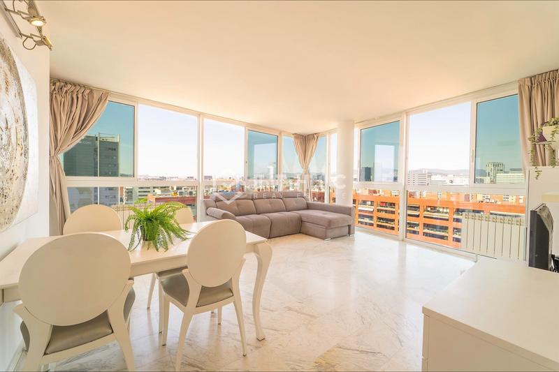 Foto 6d166c56-f2d9-4d10-b819-4285d1b2cd7c. Appartement avec chauffage parking dans Diagonal Mar i el Front Marítim del Poblenou Barcelona