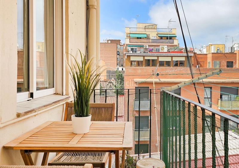 Foto 057e26e7-4e67-4988-92ad-0cee0a011de7. Appartamento con riscaldamento in Sants Barcelona