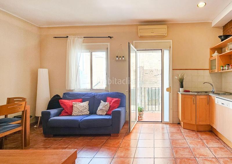 Foto 0a93dc77-5169-4c7c-b9db-91ab3a28ba23. Appartamento con riscaldamento in Sants Barcelona