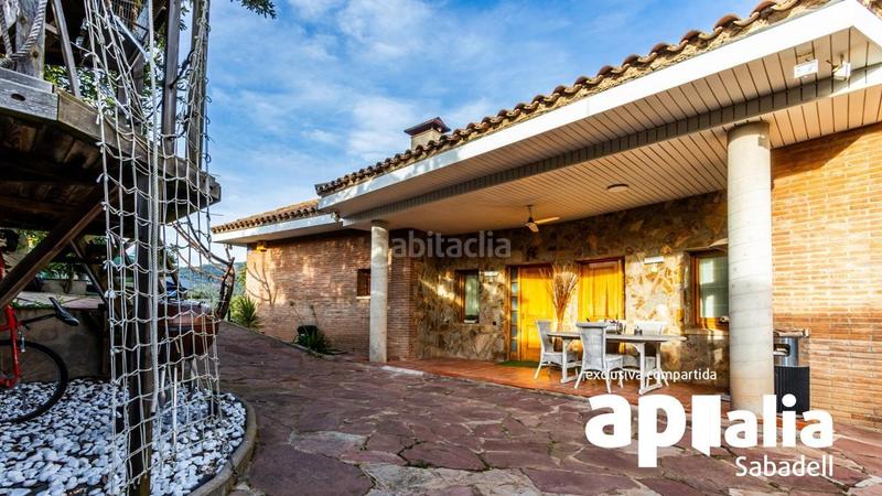 Foto 34e48be4-0a4f-4444-b00d-ff157fe1e261. Chalet en El Racó-Sant Feliu del Racó Castellar del Vallès