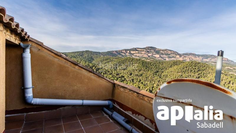 Foto 42769250-9c3b-411f-82fa-710b873c829f. Chalet with parking pool in El Racó-Sant Feliu del Racó Castellar del Vallès