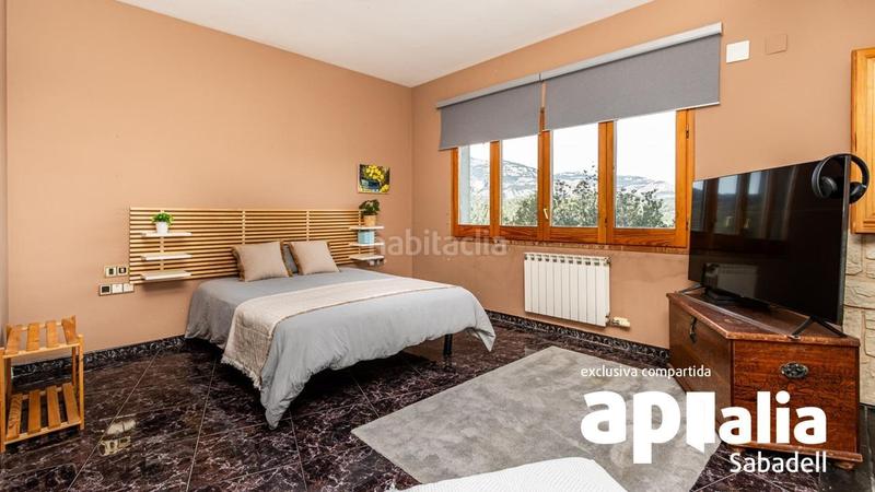 Foto 907d97b8-ff0c-430c-be92-11335071a071. Chalet with parking pool in El Racó-Sant Feliu del Racó Castellar del Vallès