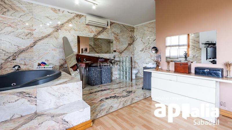 Foto 9fa09fdb-5773-4254-a436-7bc6c58dd89d. Chalet avec parking piscine dans El Racó-Sant Feliu del Racó Castellar del Vallès