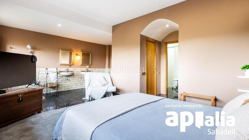 Foto fb131291-ad0c-4d9b-8426-dbf4abe6c960. Chalet avec parking piscine dans El Racó-Sant Feliu del Racó Castellar del Vallès