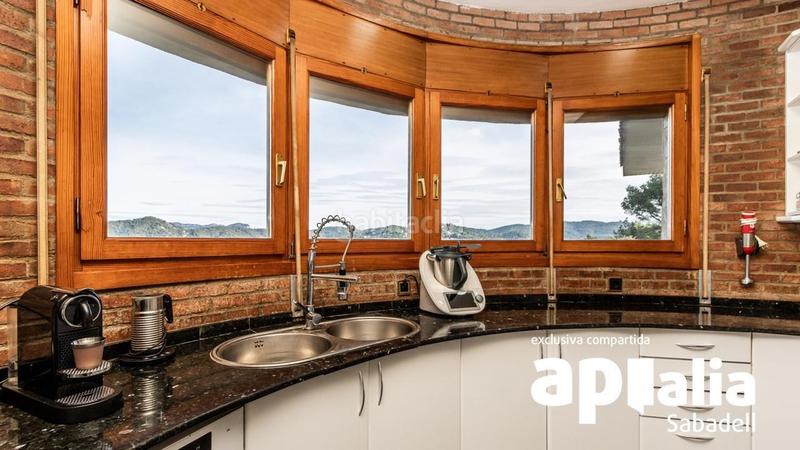 Foto 096bcccb-d116-4938-ba4c-05a648363915. Chalet con parcheggio piscina in El Racó-Sant Feliu del Racó Castellar del Vallès