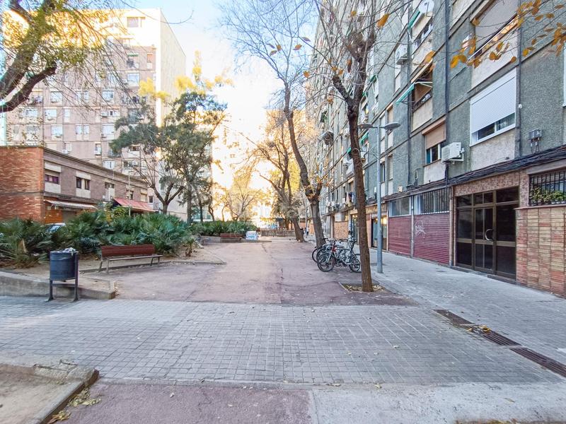 Foto 71ef5300-d2b7-4d22-a4d5-aa446a65ce10. Piano terra in Besòs - Maresme Barcelona