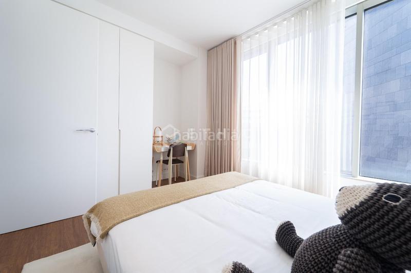 Foto 26271a13-3004-4d16-86e2-d4480d203532. Piso vivir el mar desde las alturas exclusiva residencia con terraza panorámica en torre antares en Barcelona