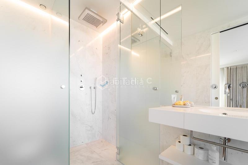 Foto b638b1f9-1d31-41b6-b203-ad10eef5bbc3. Appartement avec chauffage parking piscine dans Diagonal Mar i el Front Marítim del Poblenou Barcelona