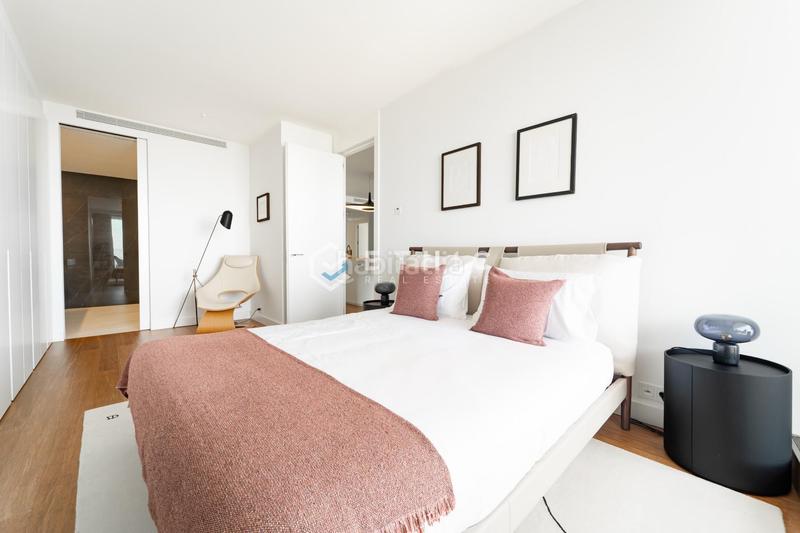Foto d78d4316-613b-4076-a140-e126660b4991. Piso vivir el mar desde las alturas exclusiva residencia con terraza panorámica en torre antares en Barcelona