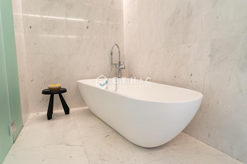 Foto d2a76b34-d66c-4e7d-89b8-85abeb41eb41. Appartamento con riscaldamento parcheggio piscina in Barcelona