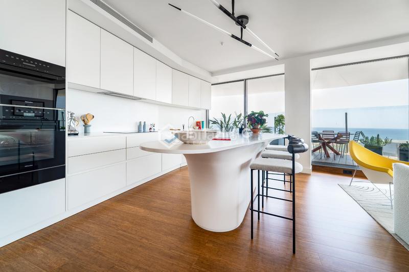 Foto 5a4bd459-cedb-47c5-9206-be98018fb204. Flat with heating parking pool in Diagonal Mar i el Front Marítim del Poblenou Barcelona