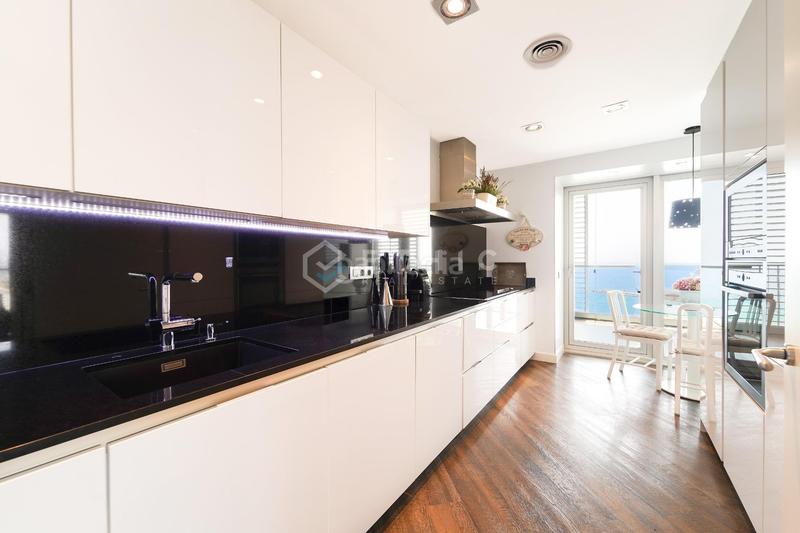 Foto 0fc71e4f-542a-4fc9-a02c-5945bf04afa2. Pis amb calefacció aparcament piscina a Diagonal Mar i el Front Marítim del Poblenou Barcelona