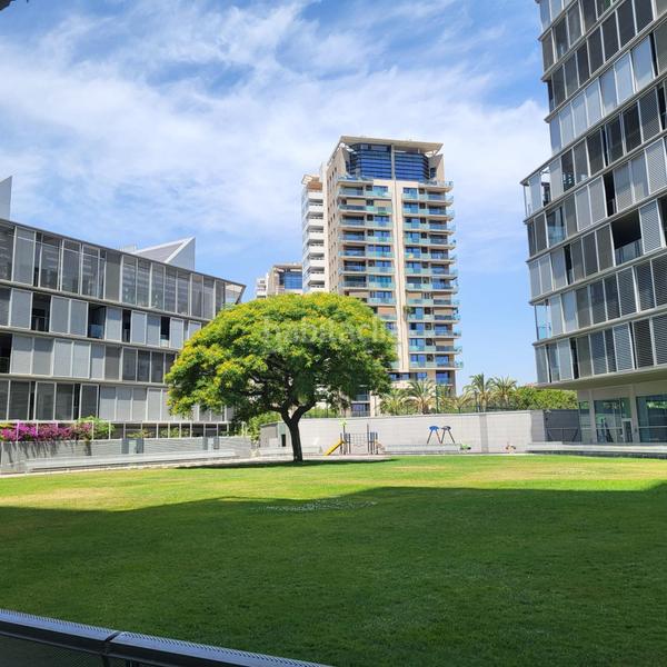 Foto 5b198248-6b6f-48d5-b8c0-1c05d0a05c91. Pis amb calefacció aparcament piscina a Diagonal Mar i el Front Marítim del Poblenou Barcelona