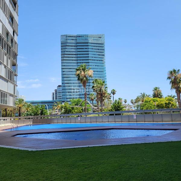 Foto e10b33c5-8fcb-4700-ad17-4a1c130a8ff4. Pis amb calefacció aparcament piscina a Diagonal Mar i el Front Marítim del Poblenou Barcelona
