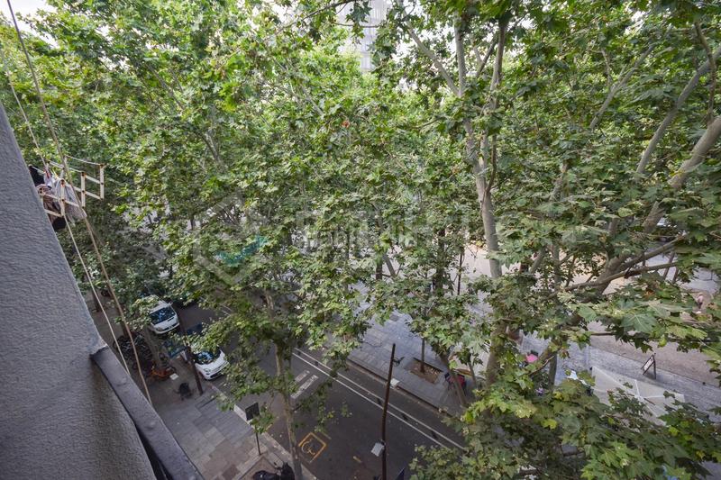 Foto 150bc73e-a713-46e9-8a6a-dacb05253b01. Ático  con gran terraza privada en Raval Barcelona