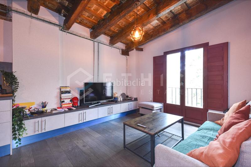 Foto b5805066-2643-4db1-9d4f-04790b3d14af. Ático  con gran terraza privada en Raval Barcelona