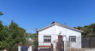 Chalet à La Floresta. Espectacular oportunidad de casa a reformar en sant cugat  3 pla