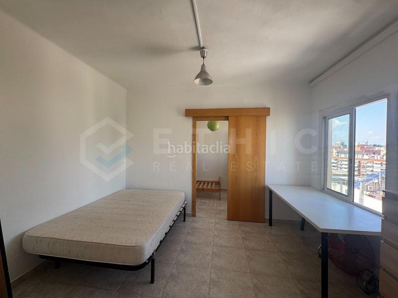 Foto f1c82451-b45a-4fbf-a009-d03e26d65e95. Dachwohnung in Poblenou Barcelona