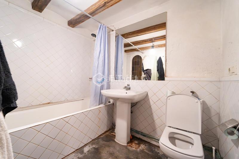 Foto a0f0e282-2e37-40c2-adfb-1b87bf9d9237. Locale commerciale in Raval Barcelona