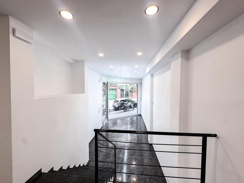 Foto 1ef4de3e-1766-485d-ae36-0a93229ab797. Local comercial a carrer carrer de don pelayo a La Salut Badalona