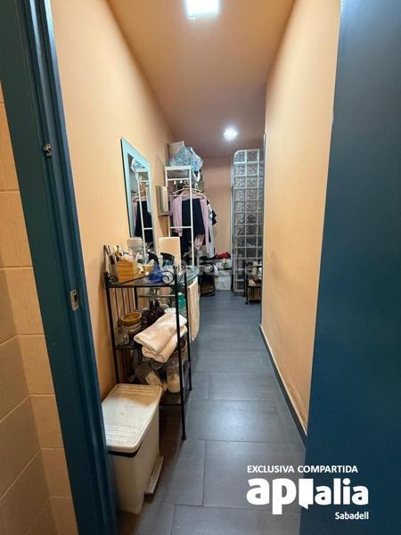 Foto dae025ae-9330-4a38-a7fb-e9f2cc47f550. Local comercial amplio local comercial en excelente estado! en Barberà del Vallès