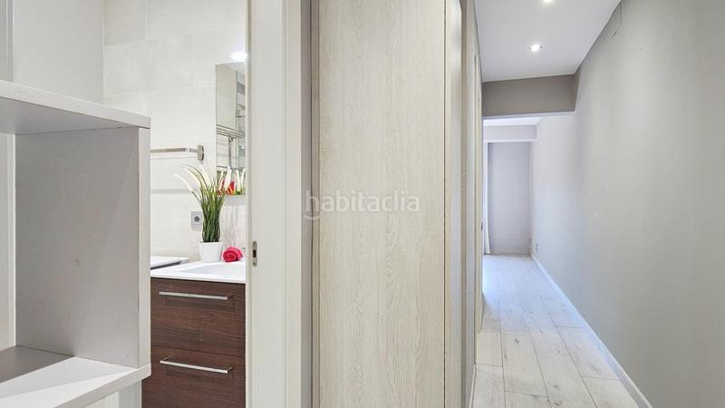 Foto 8583ea56-47f6-4466-aa37-b961e89636de. Appartamento in El Camp de l´Arpa del Clot Barcelona