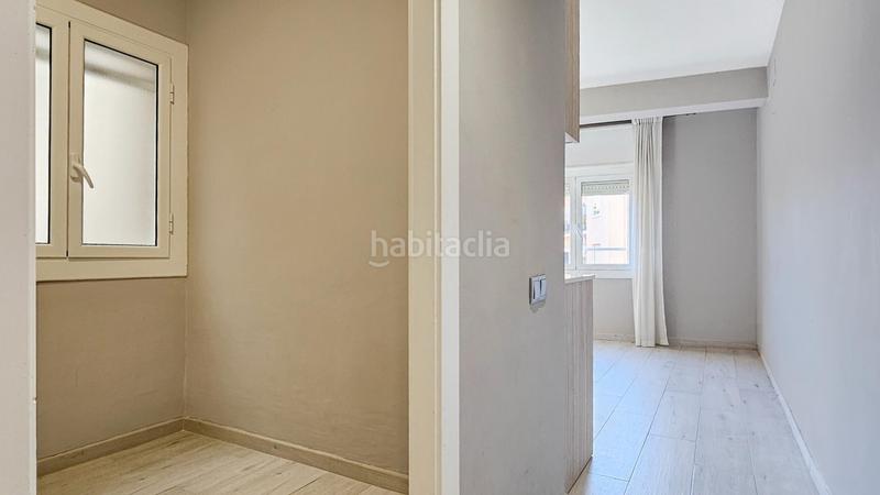 Foto 8cc6c10e-0bb7-43a1-a6c5-d05988325cf5. Appartamento in El Camp de l´Arpa del Clot Barcelona