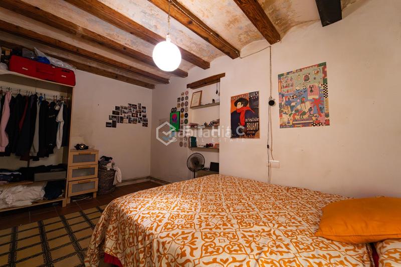 Foto 4a673774-17e4-49d9-aa99-b8c6238dfd62. Planta baixa amb calefacció a Raval Barcelona