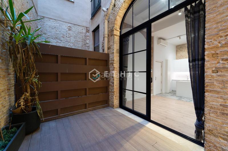 Foto 0012744a-4cfa-4a8f-81a2-06b08994b2b2. Loft avec chauffage dans Gòtic Barcelona