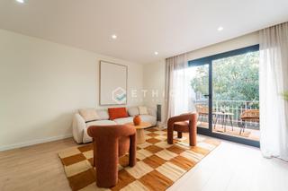 Appartement  Carrer carrer de sicília, 105. Gran oportunidad, espectacular piso reformado de diseño!