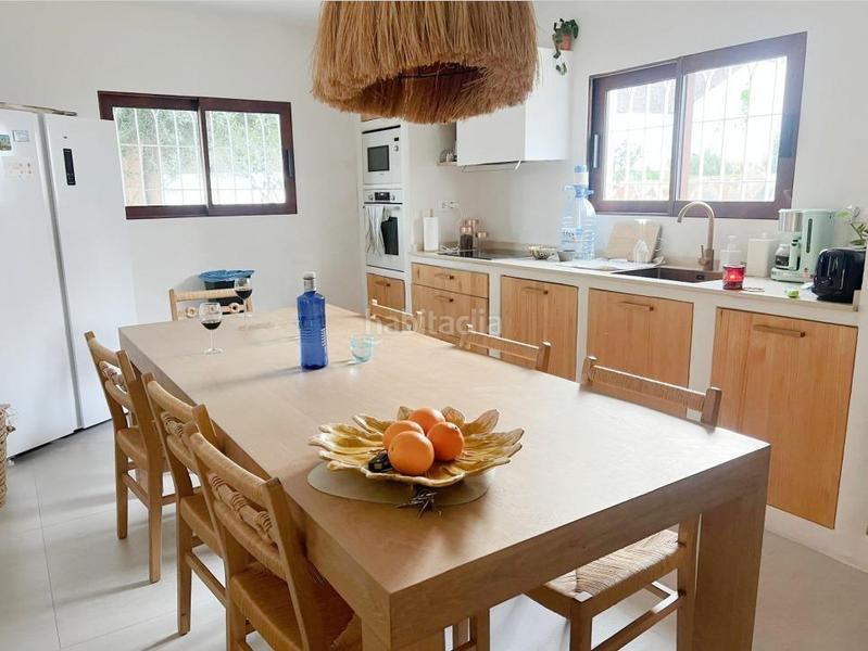 Foto e92c86e7-455e-44e6-8872-5845adb2c4d9. Chalet con riscaldamento parcheggio piscina in Cunit residencial Cunit