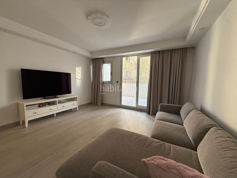 Foto 15737d72-7885-4038-944d-424a9e7c8c24. Casa amb calefacció a Hostafrancs Barcelona