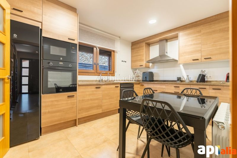 Foto 02af848c-93bc-4aec-a05e-321e3536ea4e. Casa amb aparcament a Prades