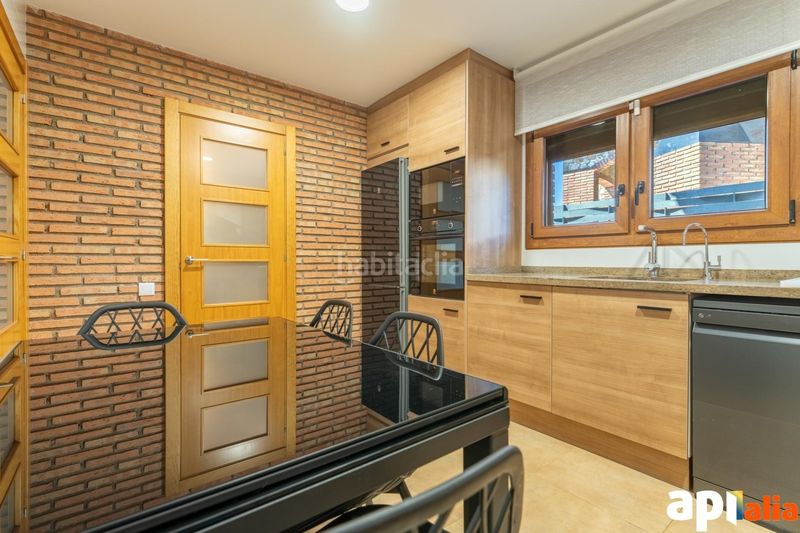 Foto a097c935-1730-4910-b1a0-e3c811cf8610. Casa amb aparcament a Prades