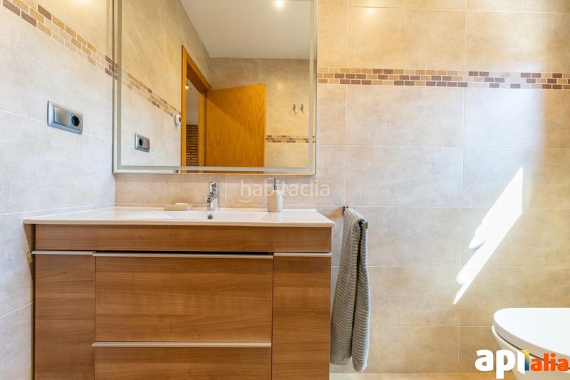 Foto b315664d-dd8e-4c62-959b-6c39cd3a9f5a. Casa amb aparcament a Prades