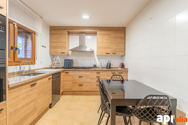 Foto e2d3a4f4-a1cd-4880-a604-ef87feba1c8e. Casa amb aparcament a Prades