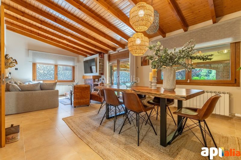 Foto e80e01b0-bd50-4240-a970-4112e35b78cb. Casa amb aparcament a Prades