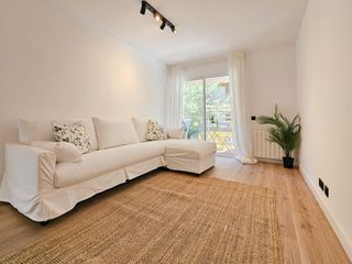 Appartamento  Carrer francesc perez dolç. Increíble piso reformado en cambrils!
