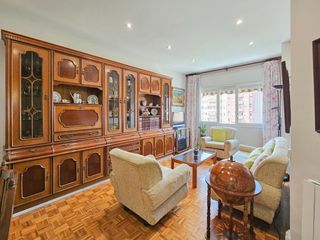 Flat  Avenida meridiana