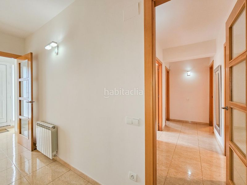 Foto a53eb4c0-527f-4103-8f69-5da2be1f3925. Planta baixa amb calefacció a Sol i Padrís - Sant Oleguer Sabadell